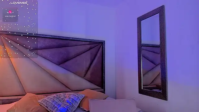 FaloonRoussel online show from February 2026 12:49:01 AM