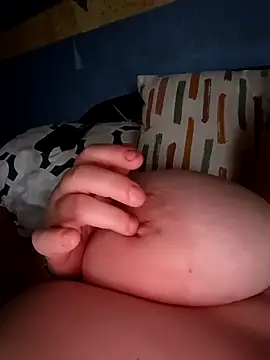 Snapshot of poussychats chatting on January 2025 03:23:02 PM poussychats online show from January 2025 03:23:02 PM