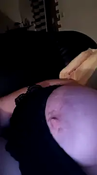 Snapshot of poussychats chatting on March 2025 07:17:01 PM poussychats online show from March 2025 07:17:01 PM