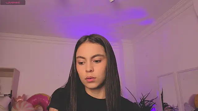 Snapshot of Aleejaa__ chatting on May 2026 11:39:02 AM Aleejaa online show from May 2026 11:39:02 AM