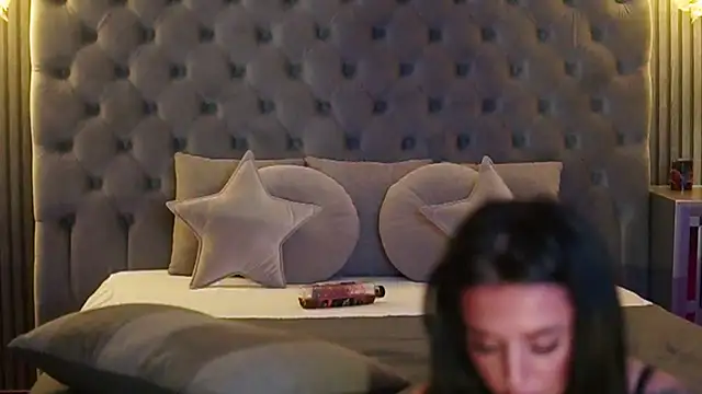 AmelyNoir online show from January 2025 09:58:01 PM