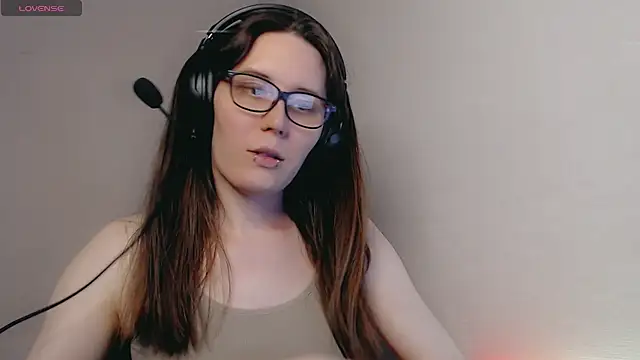 Snapshot of tracy_cooper chatting on February 2025 10:11:01 PM tracy cooper online show from February 2025 10:11:01 PM