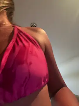 Rose-euphoria online show from February 2025 01:25:01 PM