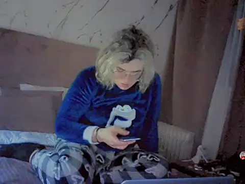 Snapshot of rawan_arab chatting on March 2025 12:15:02 AM rawan arab online show from March 2025 12:15:02 AM