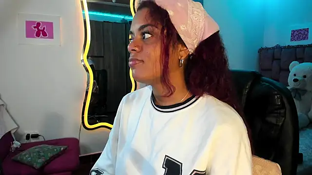 ladyrd1 online show from January 2025 10:52:02 AM