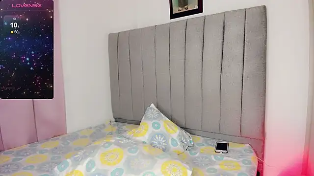 Jimmenna  online show from February 2025 09:30:01 AM