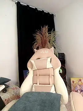 lovely kitt online show from September 2025 10:55:02 PM