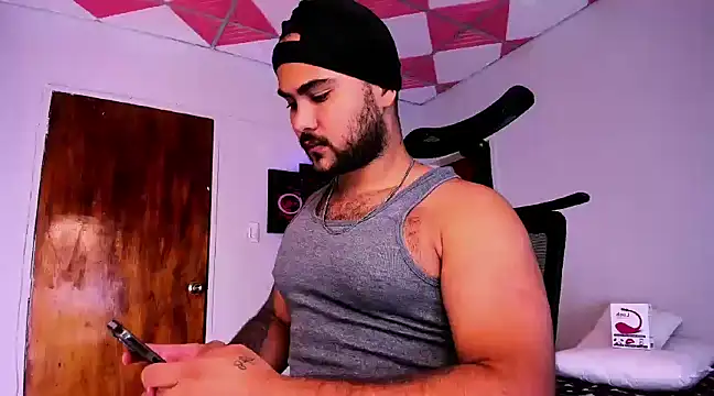 Snapshot of Sebas-hott chatting on December 2024 03:26:02 AM Sebas-hott online show from December 2024 03:26:02 AM