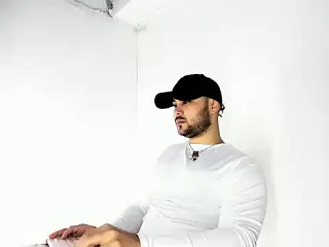 Snapshot of Sebas-hott chatting on October 2025 10:32:02 PM Sebas-hott online show from October 2025 10:32:02 PM