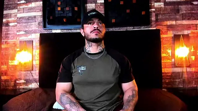 Van Velckan online show from December 2024 04:34:02 AM