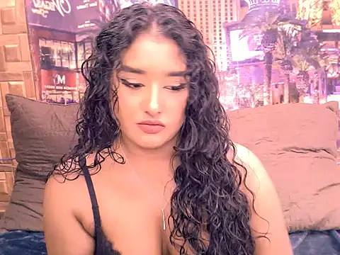 Snapshot of IndianAngel4u chatting on June 2026 06:44:01 AM IndianAngel4u online show from June 2026 06:44:01 AM