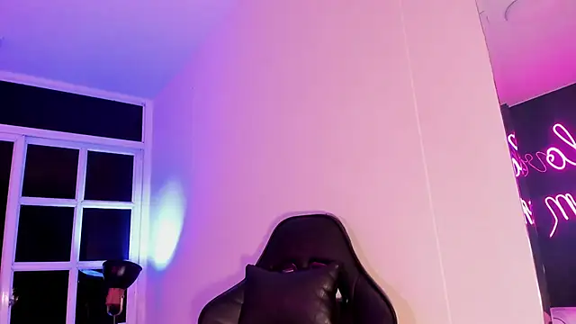 sabrinamilani online show from February 2025 06:47:02 AM