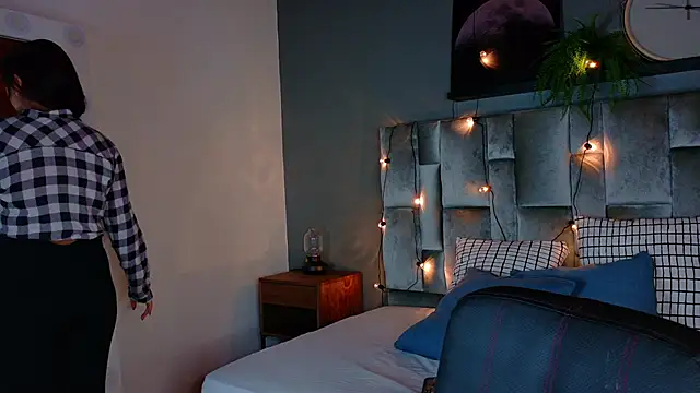 alaia-rogers online show from October 2025 11:40:01 AM