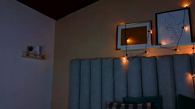 alaia-rogers online show from October 2025 11:34:02 AM