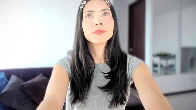 angelturned001 online show from September 2025 07:25:02 PM