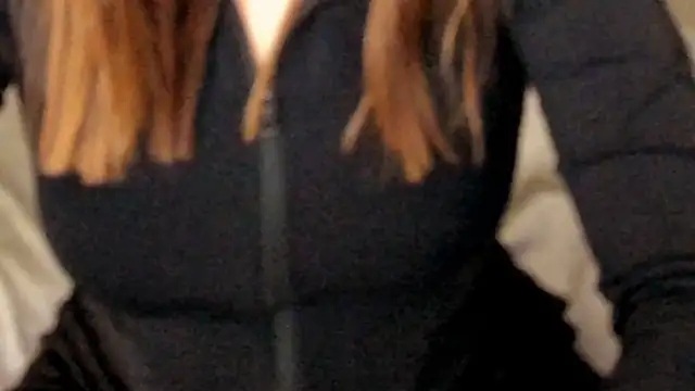 IceDanielles online show from October 2025 12:45:02 PM