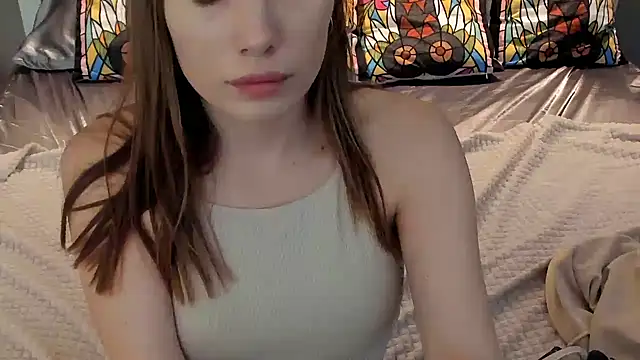 IceDanielles online show from November 2025 02:29:02 PM