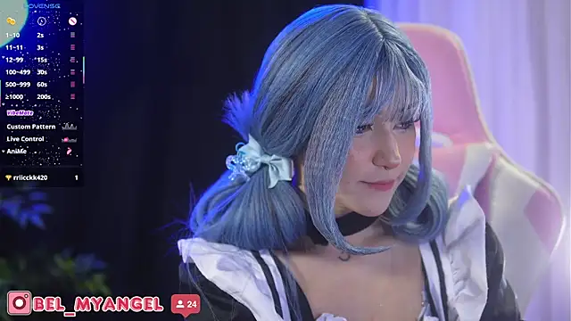 Bella-Franco online show from January 2026 03:28:01 PM