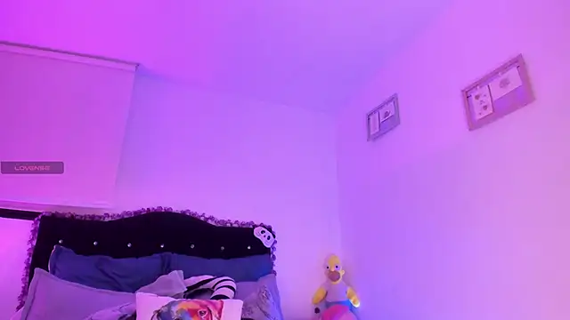 Snapshot of penny_sweett_ chatting on March 2026 11:52:02 PM penny sweett online show from March 2026 11:52:02 PM