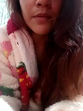 ZUCAAT online show from October 2025 06:06:02 AM