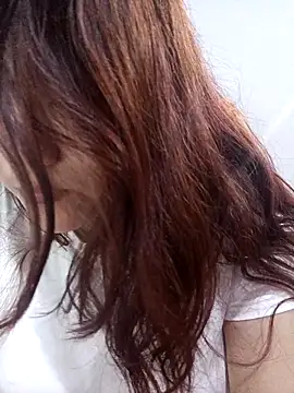 Snapshot of ZUCAAT chatting on March 2026 12:16:01 AM ZUCAAT online show from March 2026 12:16:01 AM