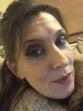 Snapshot of Lwhite1 chatting on December 2024 12:20:02 AM Lwhite1 online show from December 2024 12:20:02 AM
