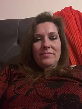Snapshot of Lwhite1 chatting on March 2025 12:40:02 AM Lwhite1 online show from March 2025 12:40:02 AM
