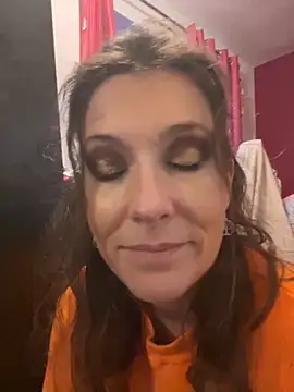 Lwhite1 online show from October 2025 04:55:01 PM