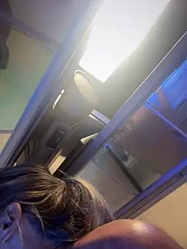 vixendoll87 online show from February 2025 07:33:01 PM