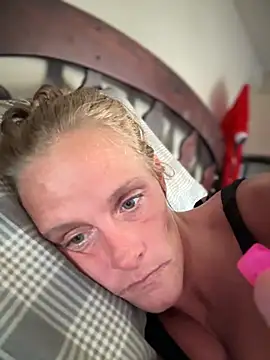 vixendoll87 online show from March 2025 01:20:02 PM