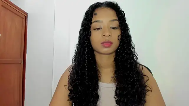 avellanatammy online show from October 2025 08:08:02 PM