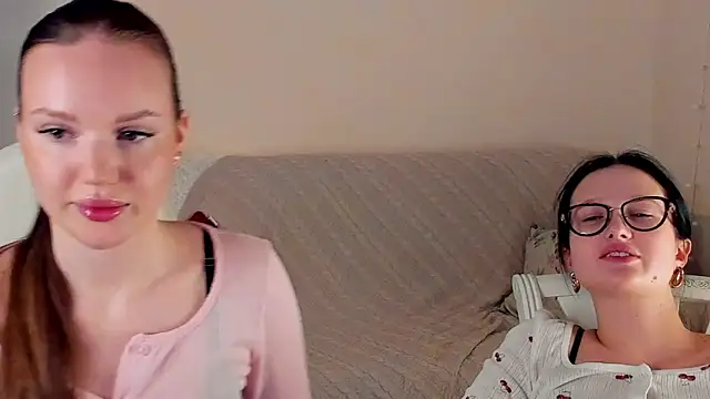 Snapshot of MishkaMe chatting on February 2026 12:56:02 PM MishkaMe online show from February 2026 12:56:02 PM