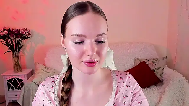 Snapshot of MishkaMe chatting on February 2026 05:24:01 PM MishkaMe online show from February 2026 05:24:01 PM