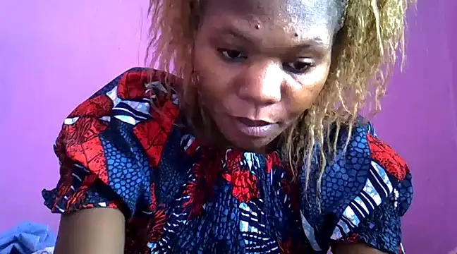 Snapshot of Cute_tamara chatting on December 2024 09:01:01 AM Cute tamara online show from December 2024 09:01:01 AM