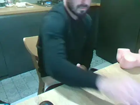 giorgakaci69 online show from December 2024 10:10:02 PM