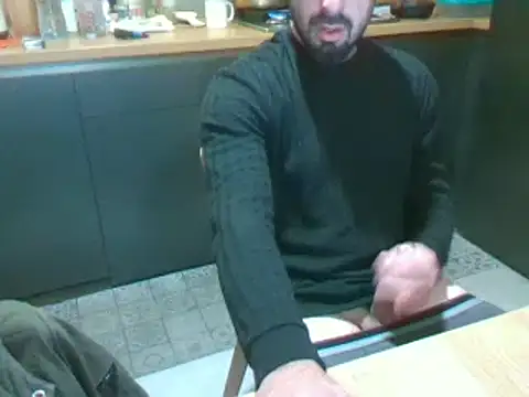 giorgakaci69 online show from December 2024 01:36:02 PM