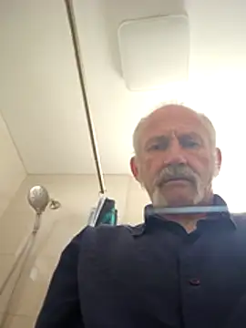 den-rock4u online show from March 2026 10:43:02 PM