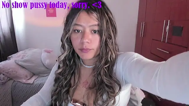 StephaniFox online show from September 2025 05:48:01 PM