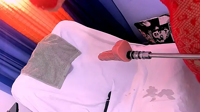 roberts kloe online show from February 2025 02:59:02 PM