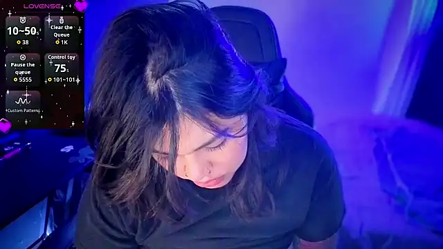 Snapshot of miacanela_xo chatting on February 2026 01:37:02 AM miacanela xo online show from February 2026 01:37:02 AM