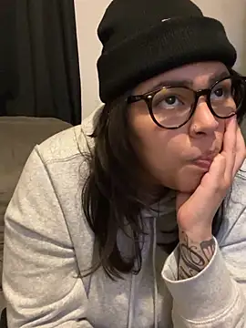 miacanela xo online show from March 2026 03:21:01 AM