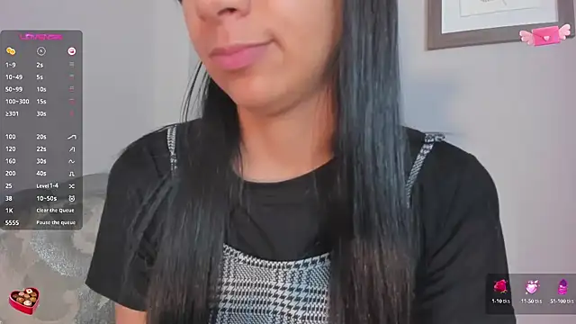 Tamaraakins online show from February 2025 06:32:02 PM