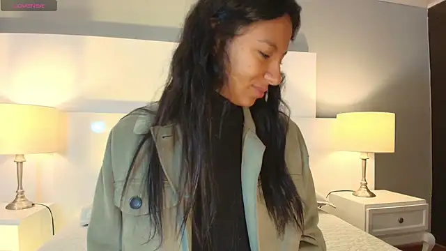 Tamaraakins online show from October 2025 12:15:02 PM