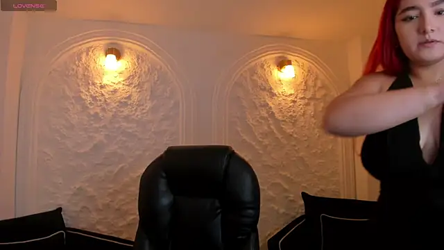 ViolettCastel online show from October 2025 05:44:01 PM