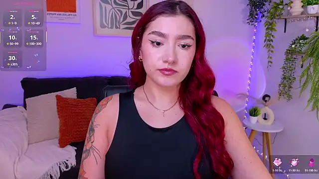 ViolettCastel online show from May 2026 07:32:02 PM