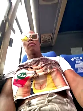 sweetsarabig22cm online show from November 2025 05:51:02 PM