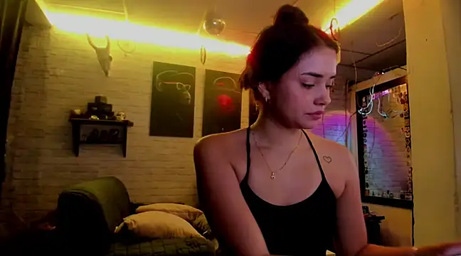 Kimmymadison- online show from February 2025 09:15:01 PM