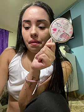 Snapshot of Kimmymadison- chatting on January 2026 09:05:02 PM Kimmymadison- online show from January 2026 09:05:02 PM