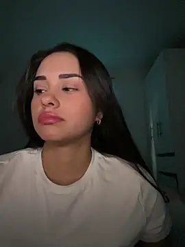 Snapshot of Kimmymadison- chatting on February 2026 08:47:01 PM Kimmymadison- online show from February 2026 08:47:01 PM