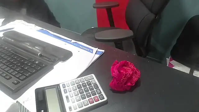 dominemoi4 online show from January 2026 04:53:02 PM